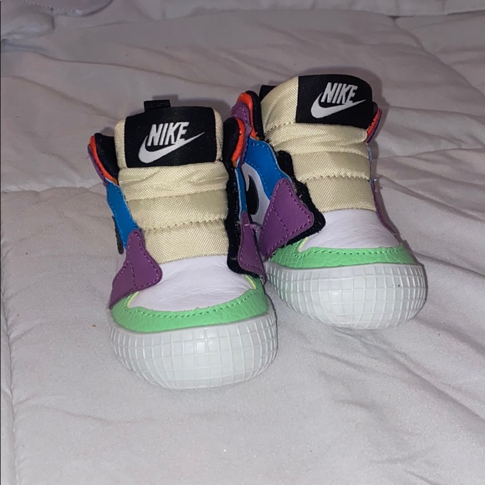 Baby retro Jordan 1 crib bootie